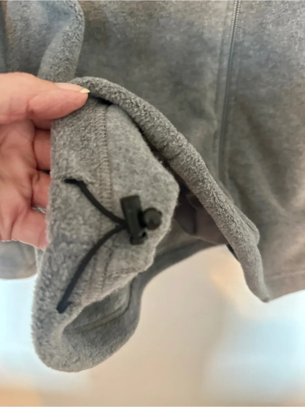 Bass Pro Shop Brand (tag removed) heavy linedWomen’s Gray Full-Zip Fleece Jacket